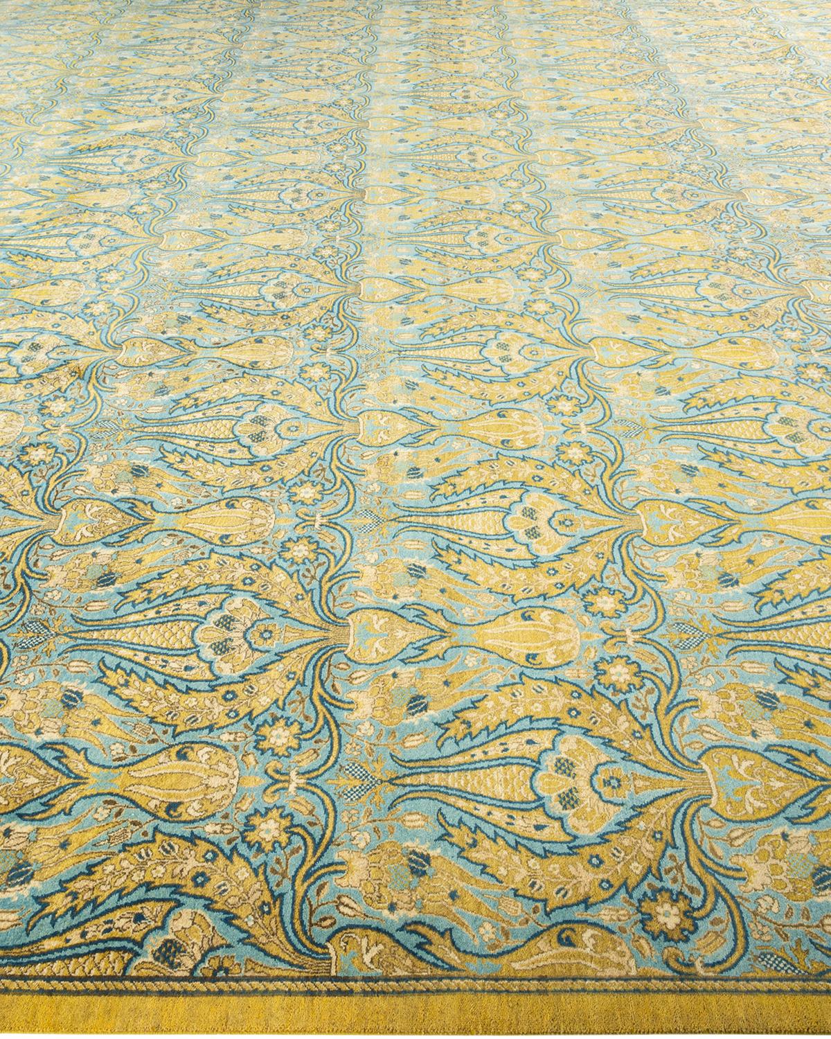 Tapis Mogul vert à fleurs noué à la main, unique en son genre Neuf - En vente à Norwalk, CT