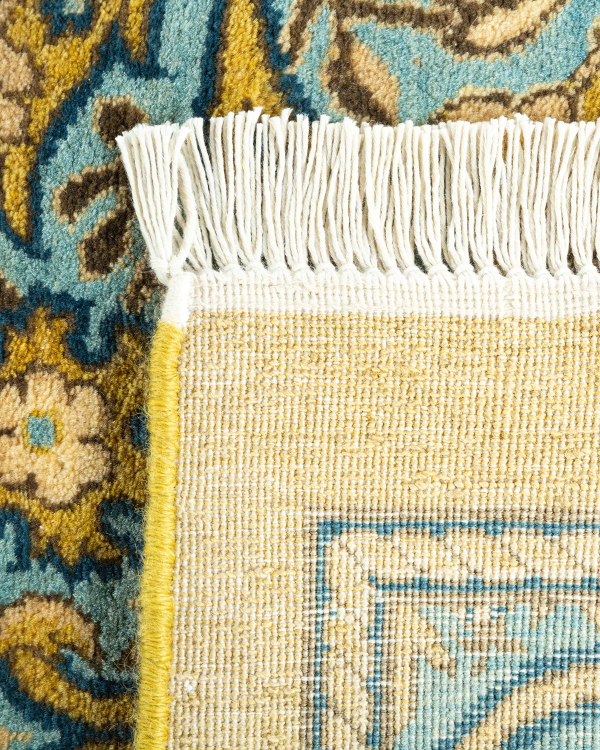 XXIe siècle et contemporain Tapis Mogul vert à fleurs noué à la main, unique en son genre en vente
