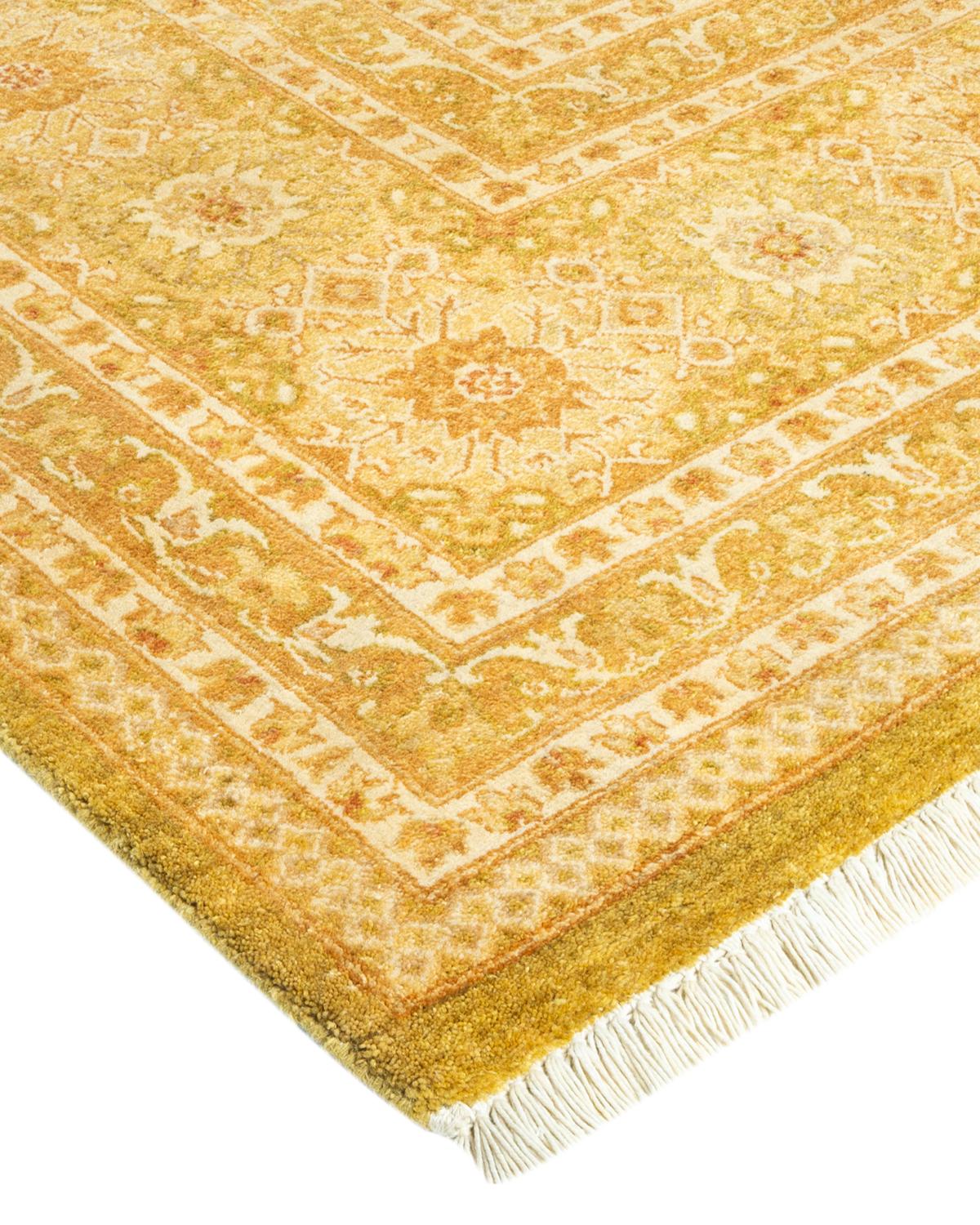 Avec leurs palettes discrètes et leurs motifs à l'envers, les tapis de la collection Mogul apporteront une sophistication intemporelle à n'importe quelle pièce. Influencés par un éventail de motifs turcs, indiens et persans, les artisans qui tissent