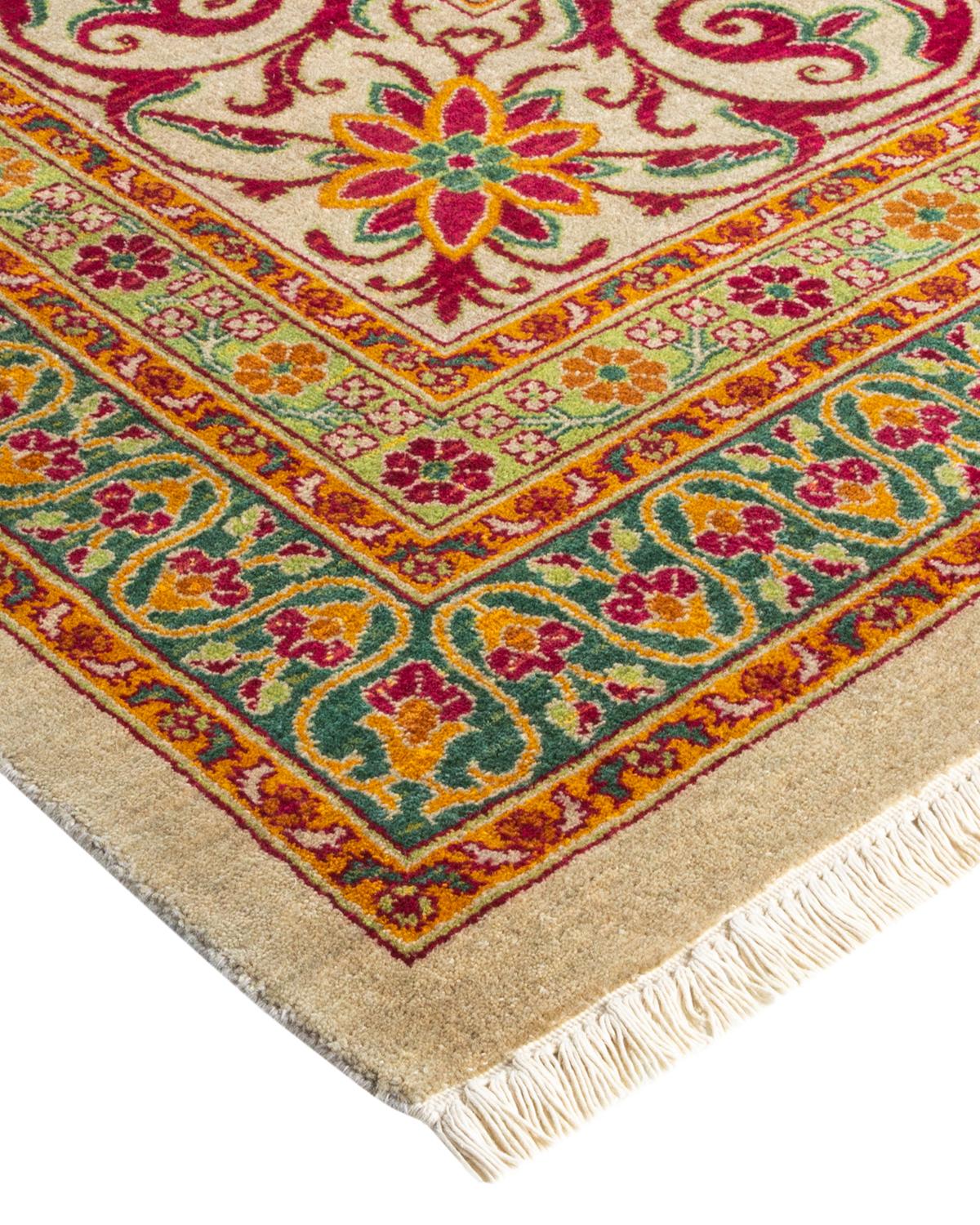 Die Teppiche der Mogul-Kollektion bringen mit ihren zurückhaltenden Farben und Allover-Mustern zeitlose Eleganz in jeden Raum. Beeinflusst von einem Spektrum türkischer, indischer und persischer Designs, lassen die Kunsthandwerker, die diese