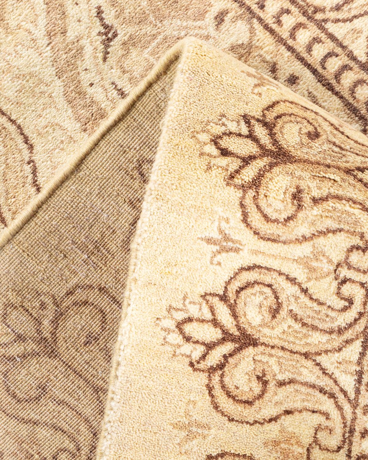 Einzigartiger handgeknüpfter elfenbeinfarbener Mogul-Teppich mit Blumenmuster, 2,74 m x 3,66 m, Unikat (Wolle) im Angebot