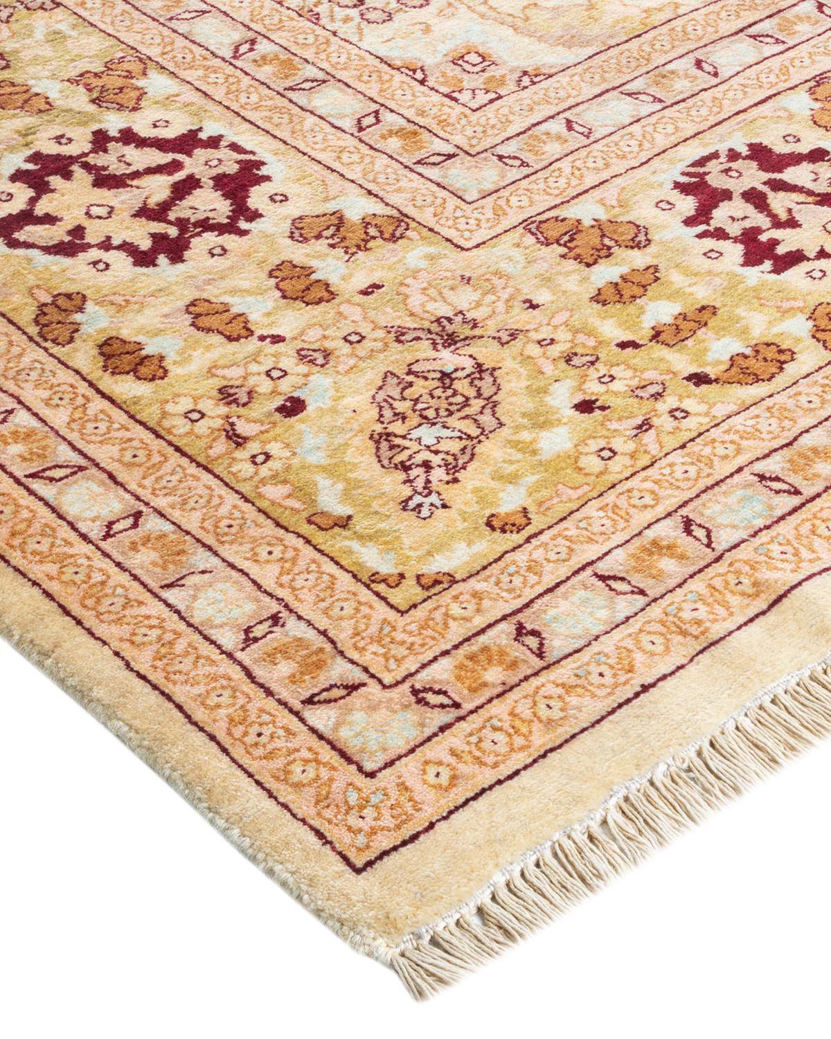 Avec leurs palettes discrètes et leurs motifs allover, les tapis de la collection Mogul apporteront une sophistication intemporelle à n'importe quelle pièce. Influencés par un éventail de motifs turcs, indiens et persans, les artisans qui tissent à