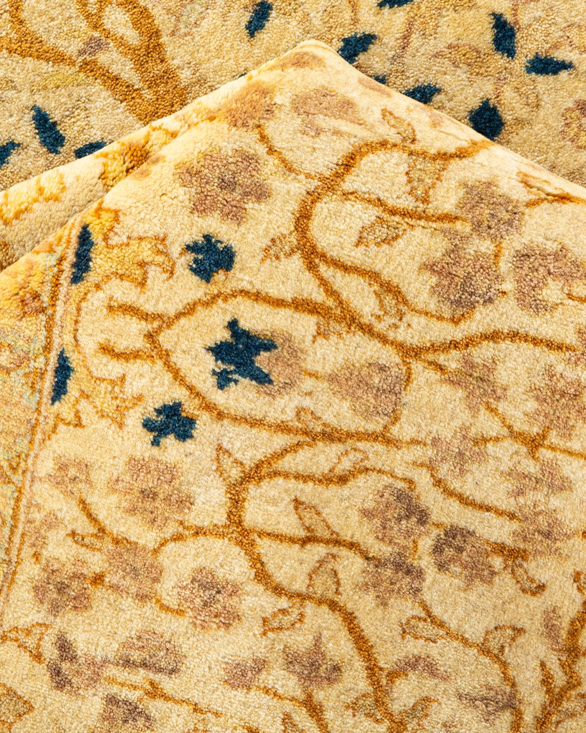 Tapis Mogul ivoire à fleurs noué à la main - Exemplaire unique en vente 1