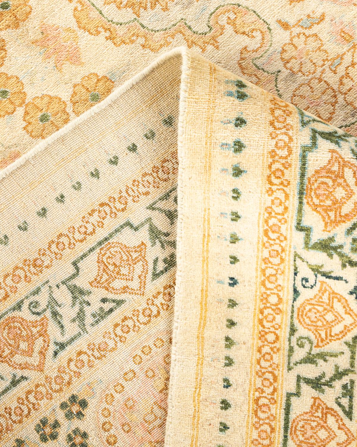 Laine Tapis Mogul ivoire à fleurs noué à la main - Exemplaire unique en vente