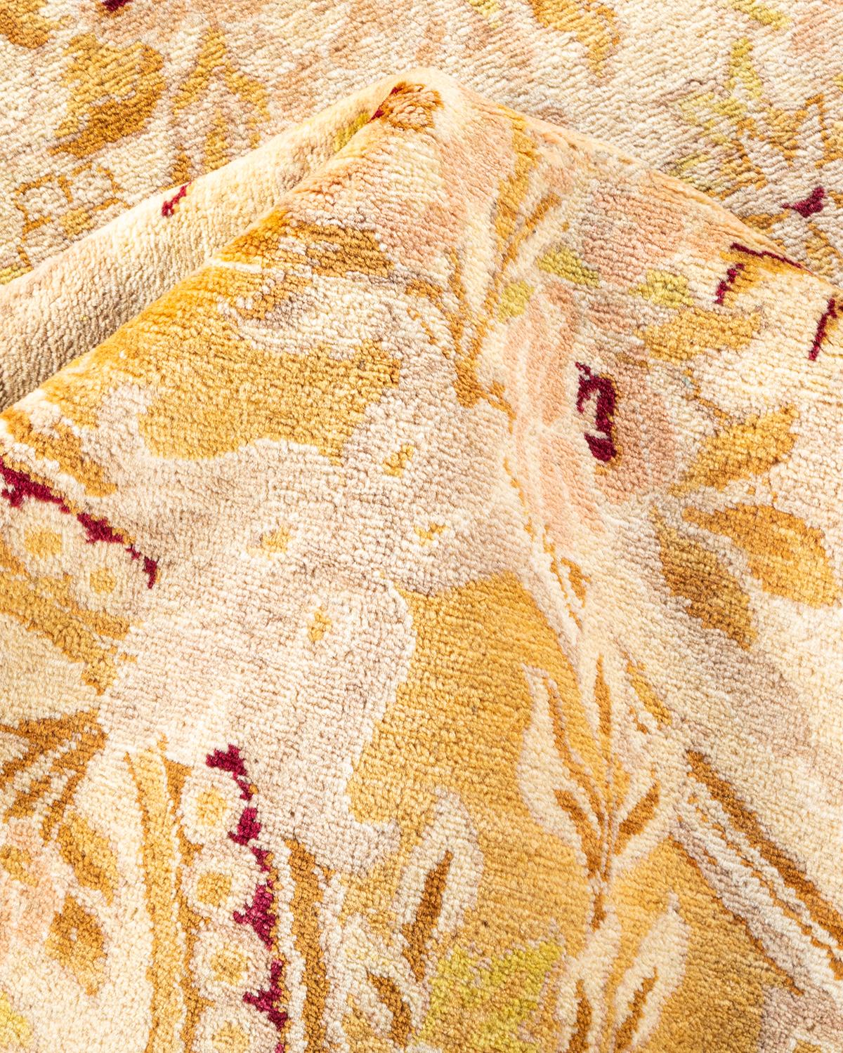 One-of-a-kind Hand Knotted Floral Mogul Ivory Area Rug For Sale 1
