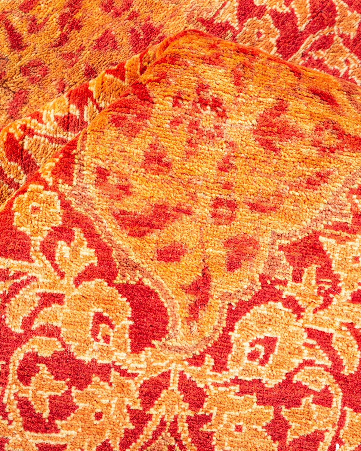 Handgeknüpfter, geblümter Mogul Orange Teppich, Unikat im Angebot 1