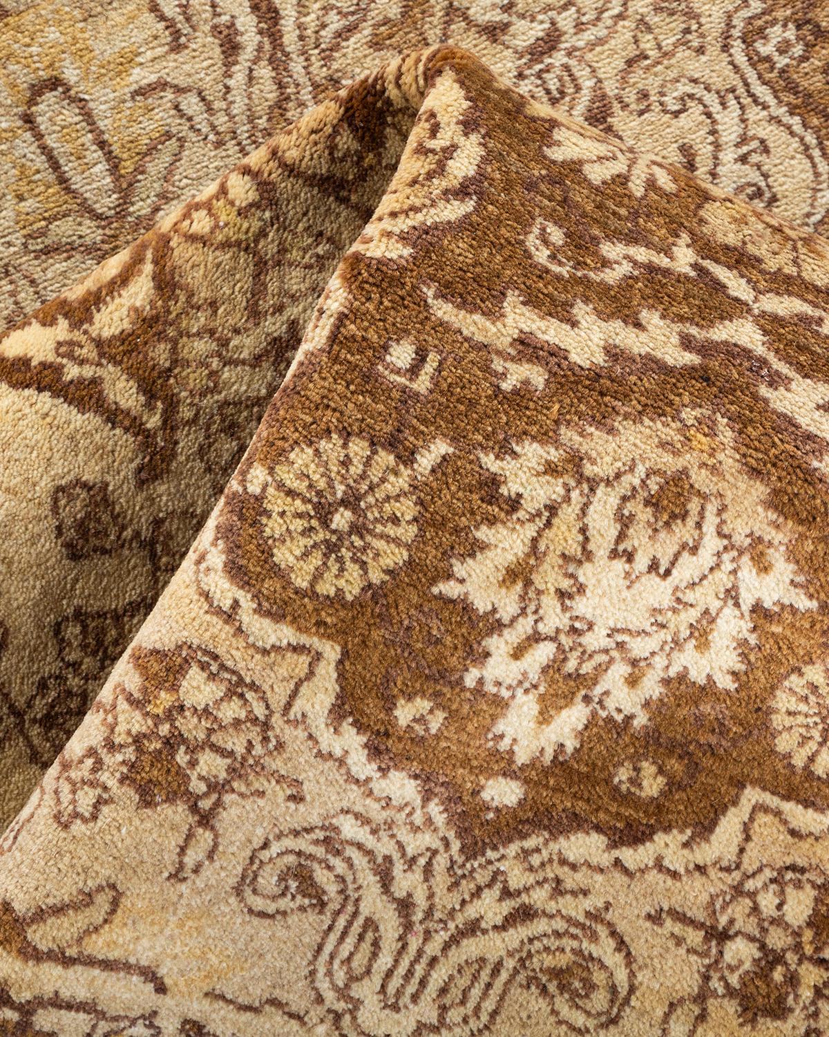 Tapis Mogul jaune à fleurs noué à la main, unique en son genre en vente 1