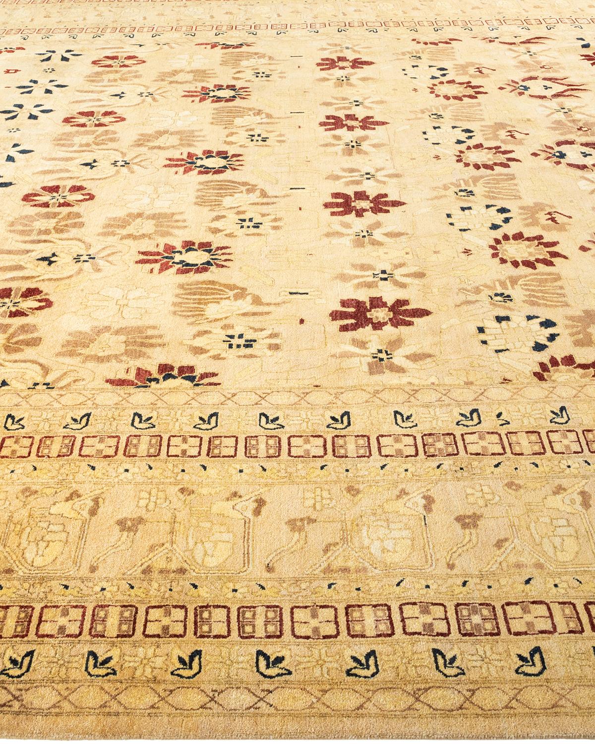 Tapis Mogul jaune à fleurs noué à la main, unique en son genre Neuf - En vente à Norwalk, CT
