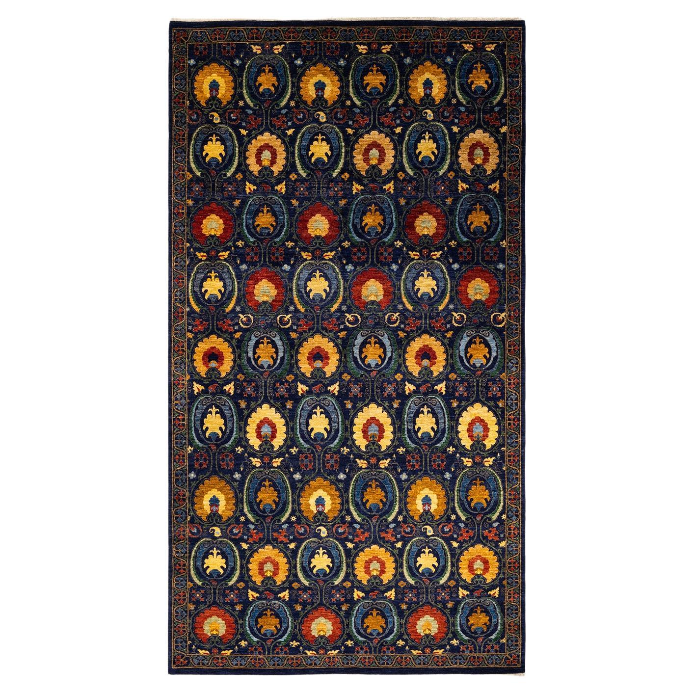 Tapis Suzani bleu à fleurs noué à la main, unique en son genre