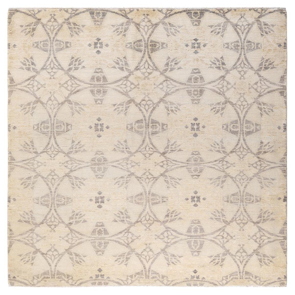 One-of-a-kind Hand Knotted Floral Suzani Ivory Area Rug For Sale