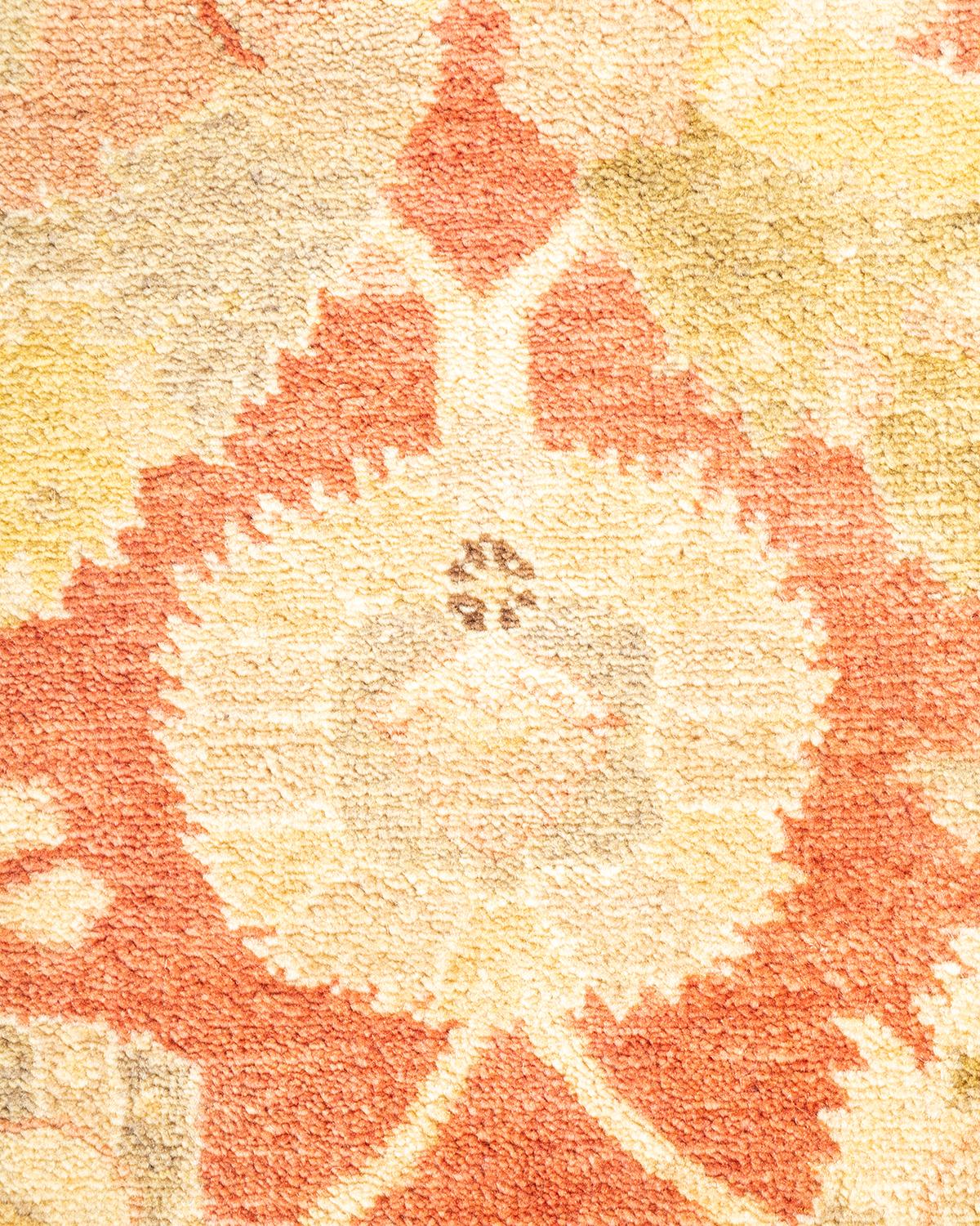 Pakistanais Tapis vert géométrique et éclectique noué à la main, unique en son genre en vente