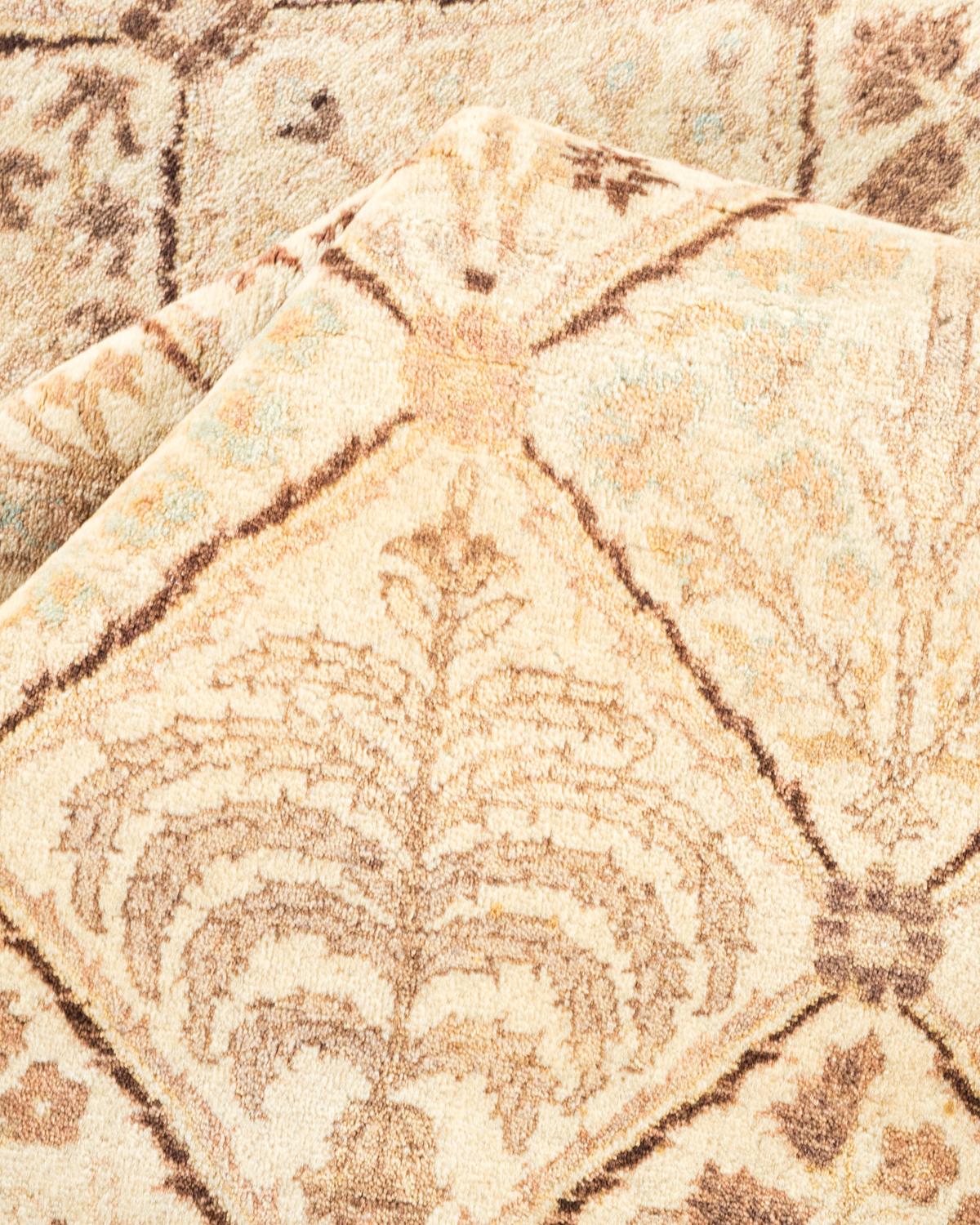 One-of-a-kind Hand Knotted Geometric Mogul Ivory Area Rug For Sale 1