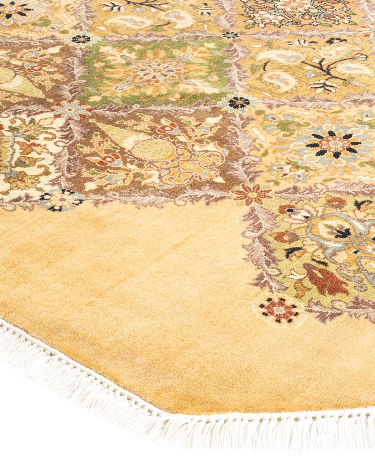 Die Teppiche der Mogul-Kollektion bringen mit ihren dezenten Farben und Allover-Mustern zeitlose Eleganz in jeden Raum. Beeinflusst von einem Spektrum türkischer, indischer und persischer Designs, lassen die Kunsthandwerker, die diese Wollteppiche