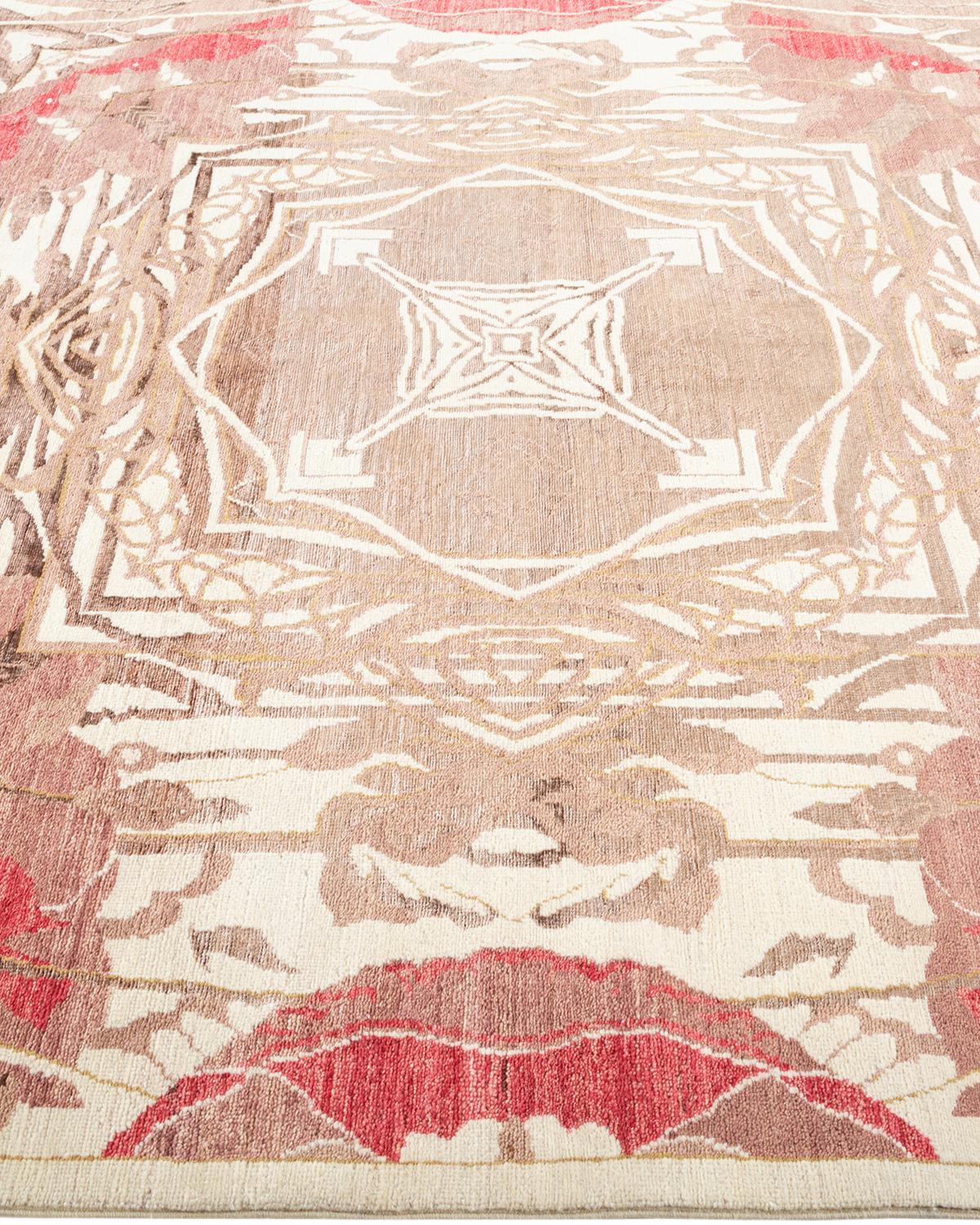 One-of-a-kind Hand Knotted Ikat Eclectic Ivory Area Rug In New Condition For Sale In Norwalk, CT