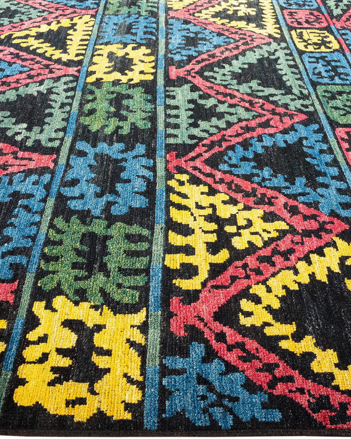One-of-a-kind Hand Knotted Ikat Modern Black Area Rug In New Condition For Sale In Norwalk, CT