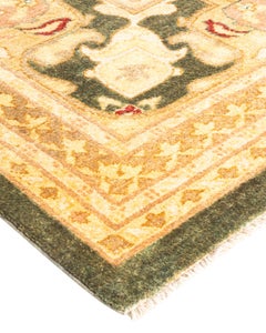 Handgeknüpfter, orientalischer, eklektischer grüner Teppich, Unikat