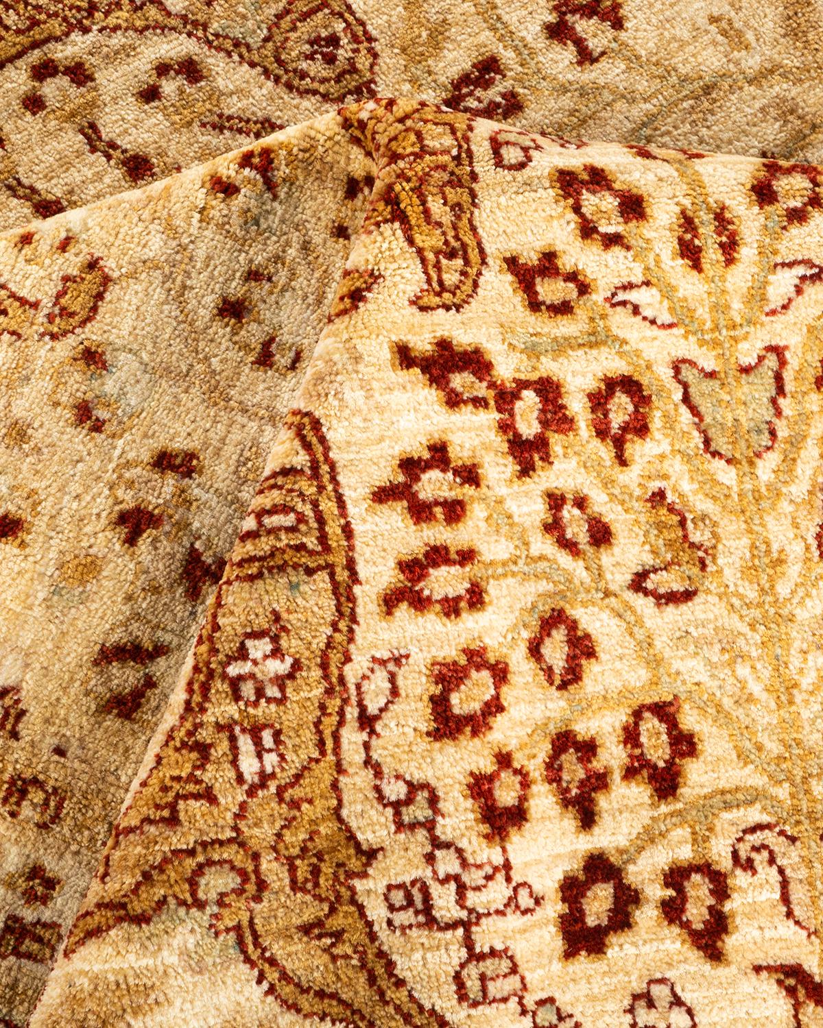Handgeknüpfter orientalischer, eklektischer elfenbeinfarbener Teppich in Elfenbein, Unikat im Angebot 1
