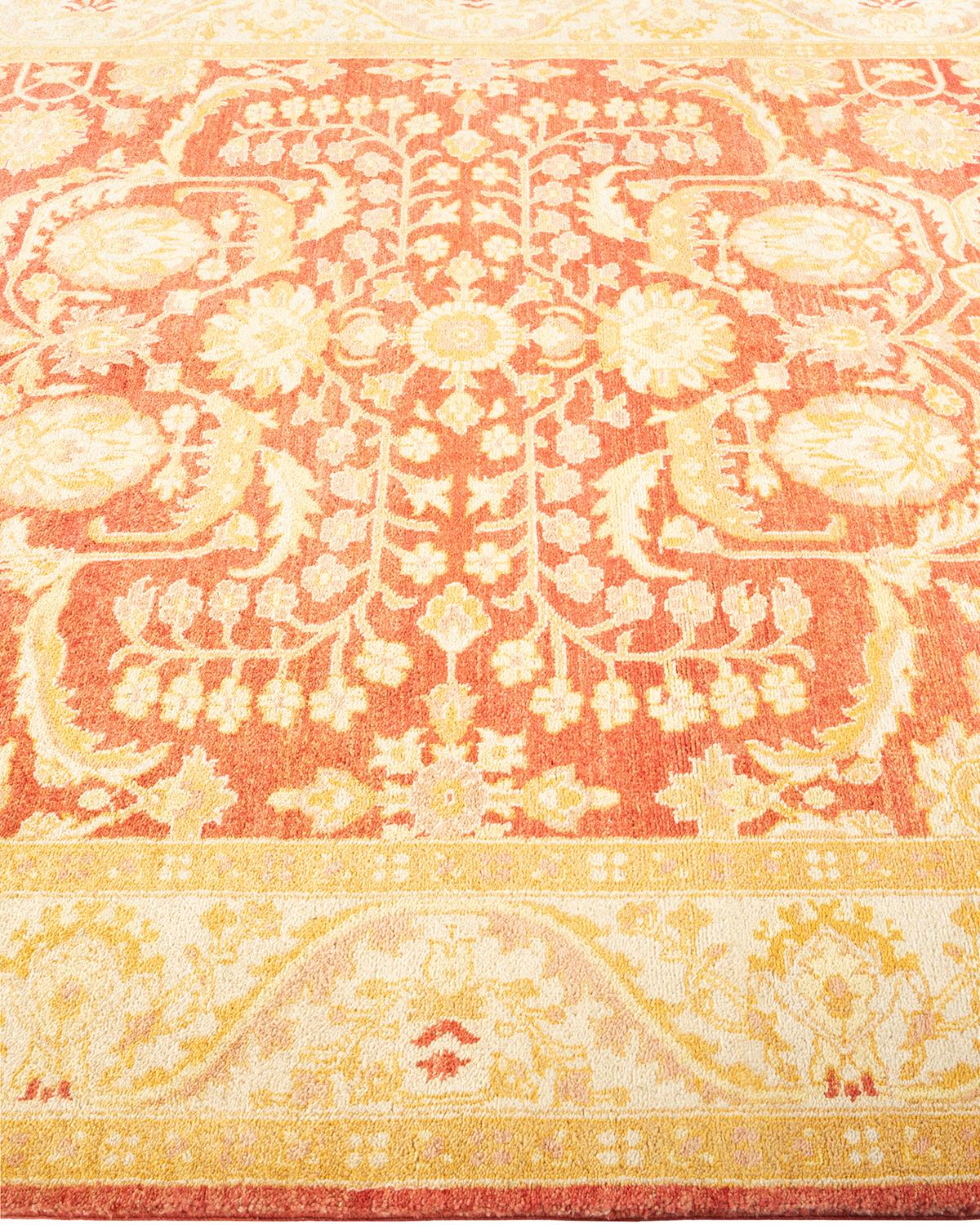 Alfombra oriental ecléctica naranja anudada a mano única en su género en Nuevo estado para la venta en Norwalk, CT