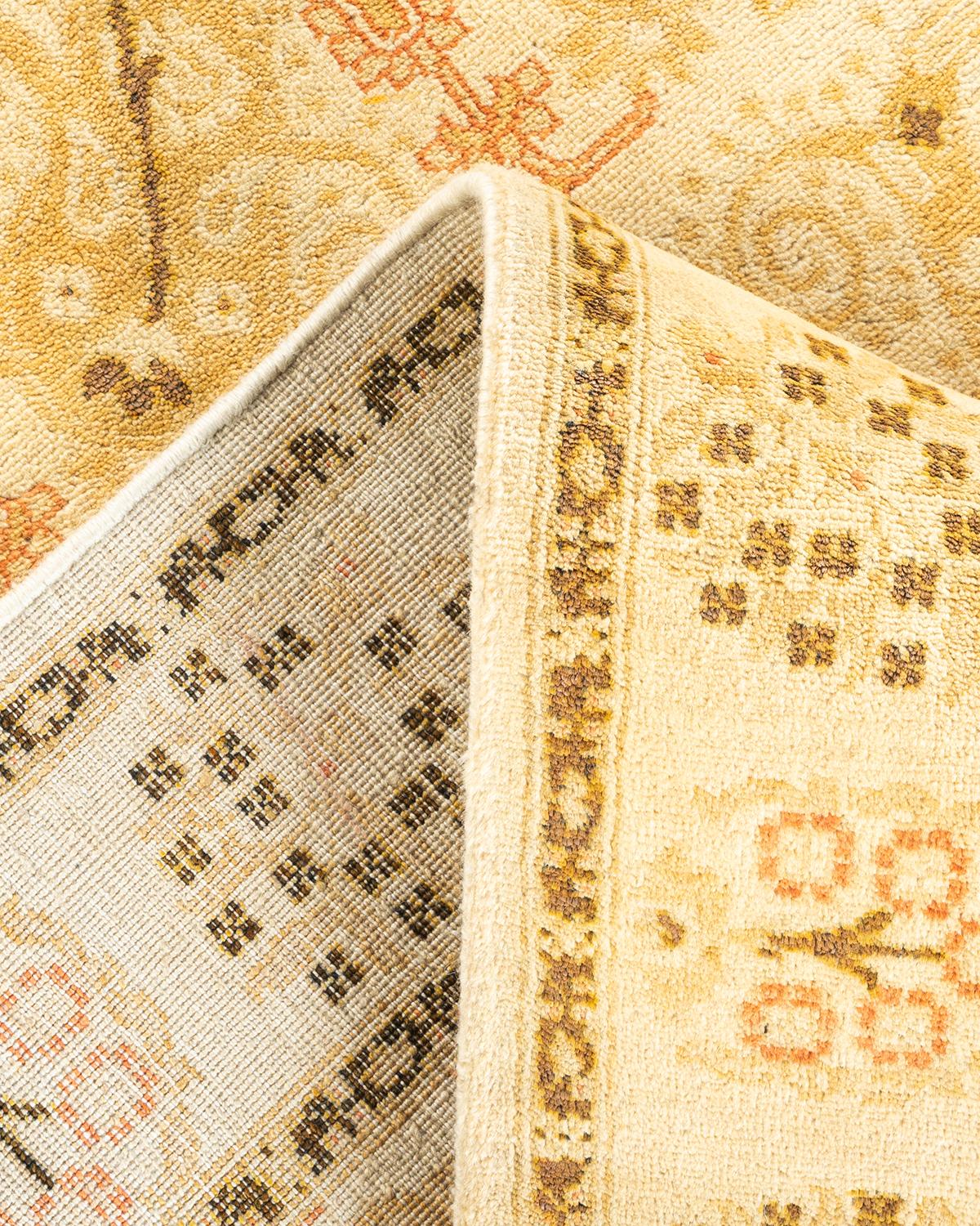 Laine Tapis rose oriental éclectique noué à la main, unique en son genre en vente