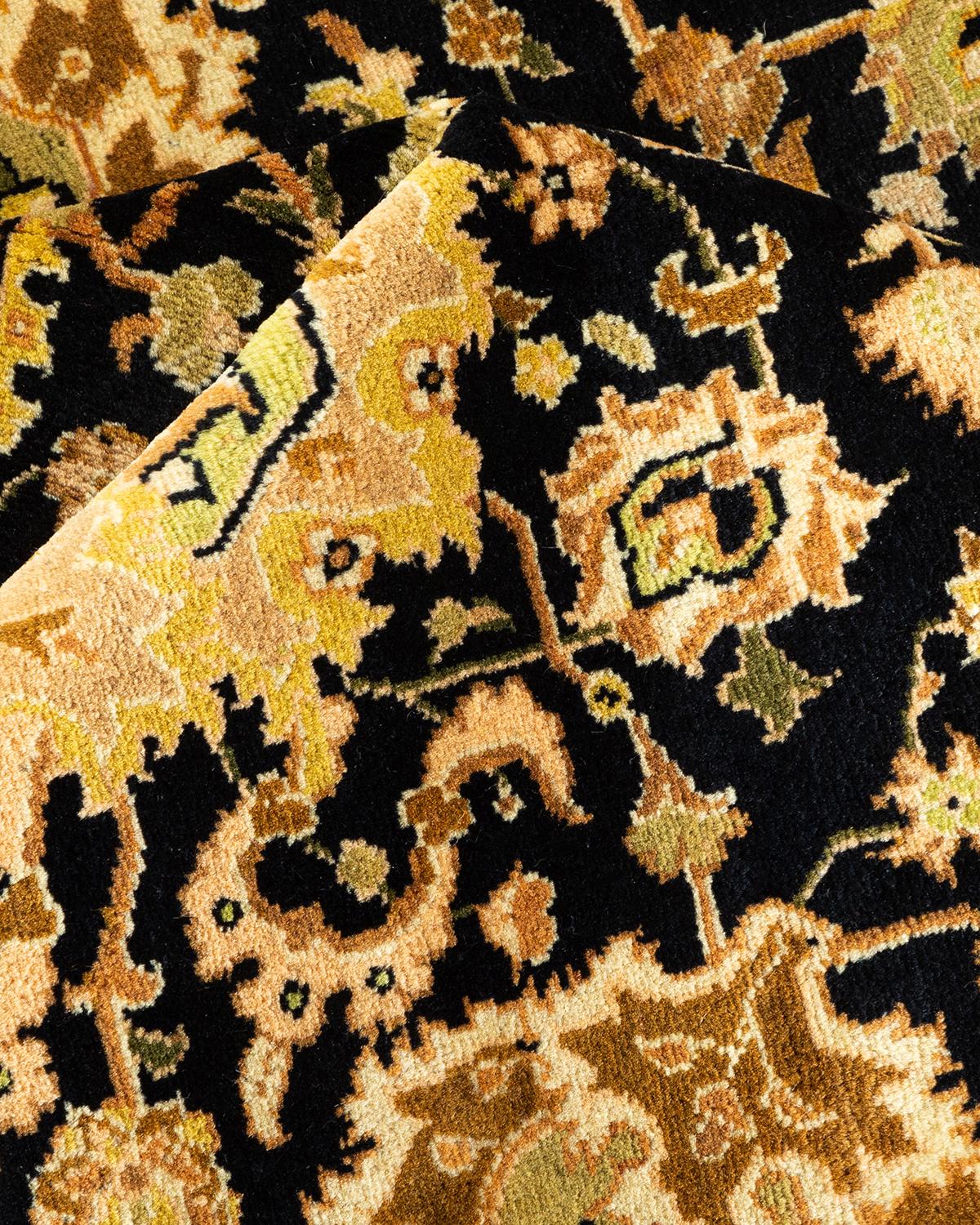Tapis unique Oriental Mogul noir noué à la main, unique en son genre en vente 1