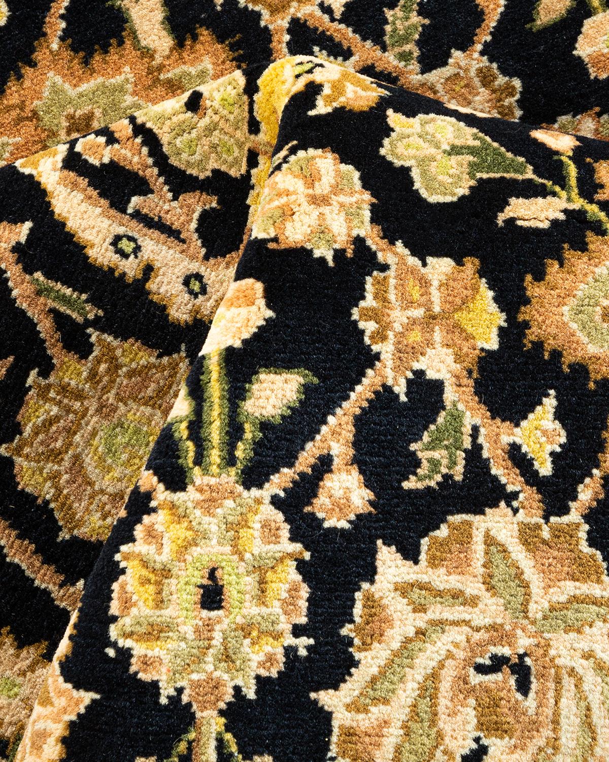 Tapis unique Oriental Mogul noir noué à la main, unique en son genre en vente 1