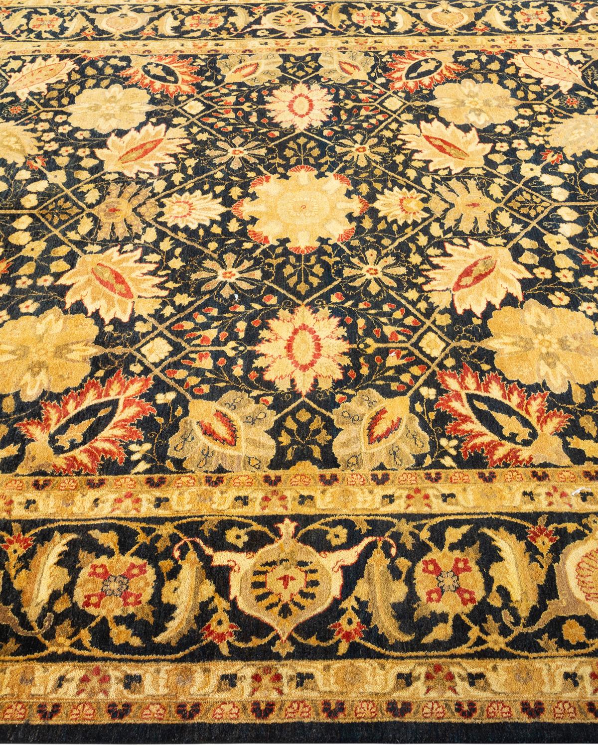 Handgeknüpfter, schwarzer Oriental Mogul-Teppich, Unikat im Zustand „Neu“ im Angebot in Norwalk, CT