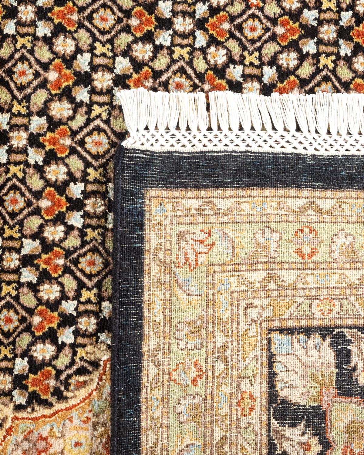 XXIe siècle et contemporain Tapis Oriental Mogul noir noué à la main, unique en son genre en vente