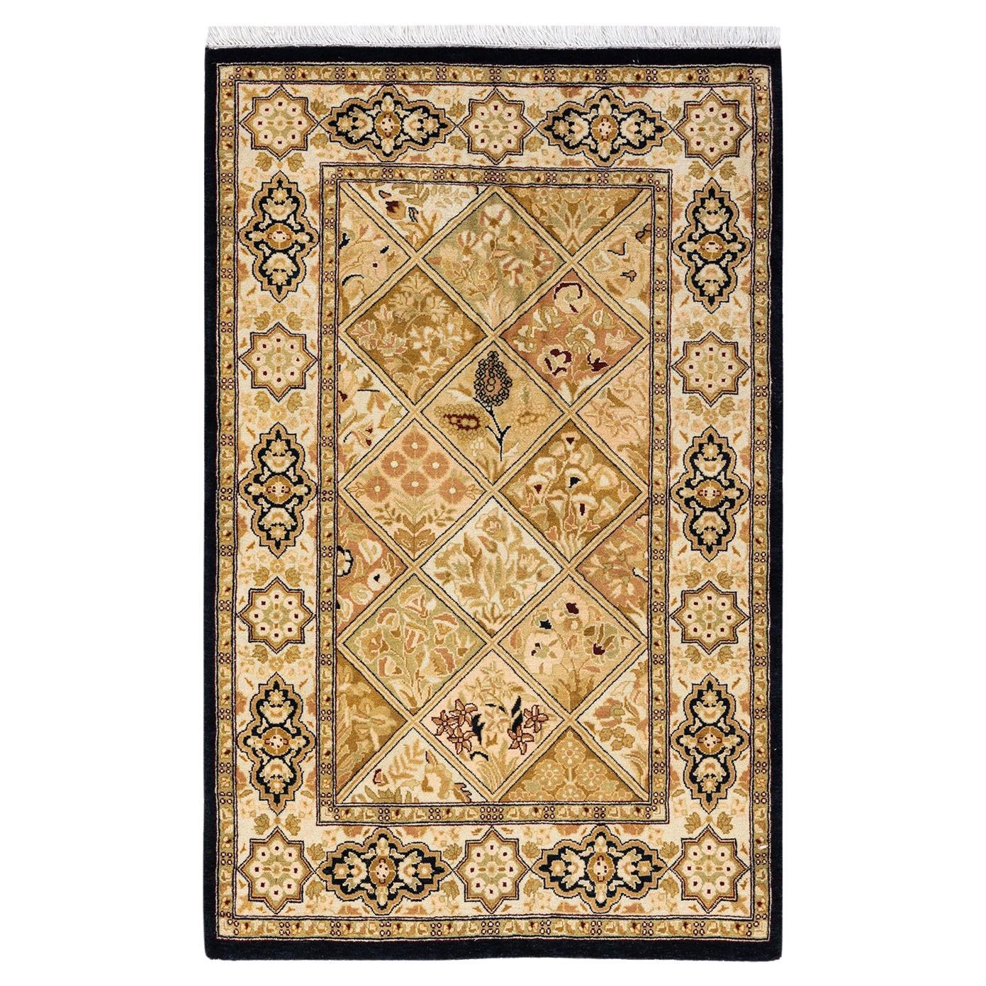 Handgeknüpfter orientalischer Mogul-Teppich in Braun, Unikat