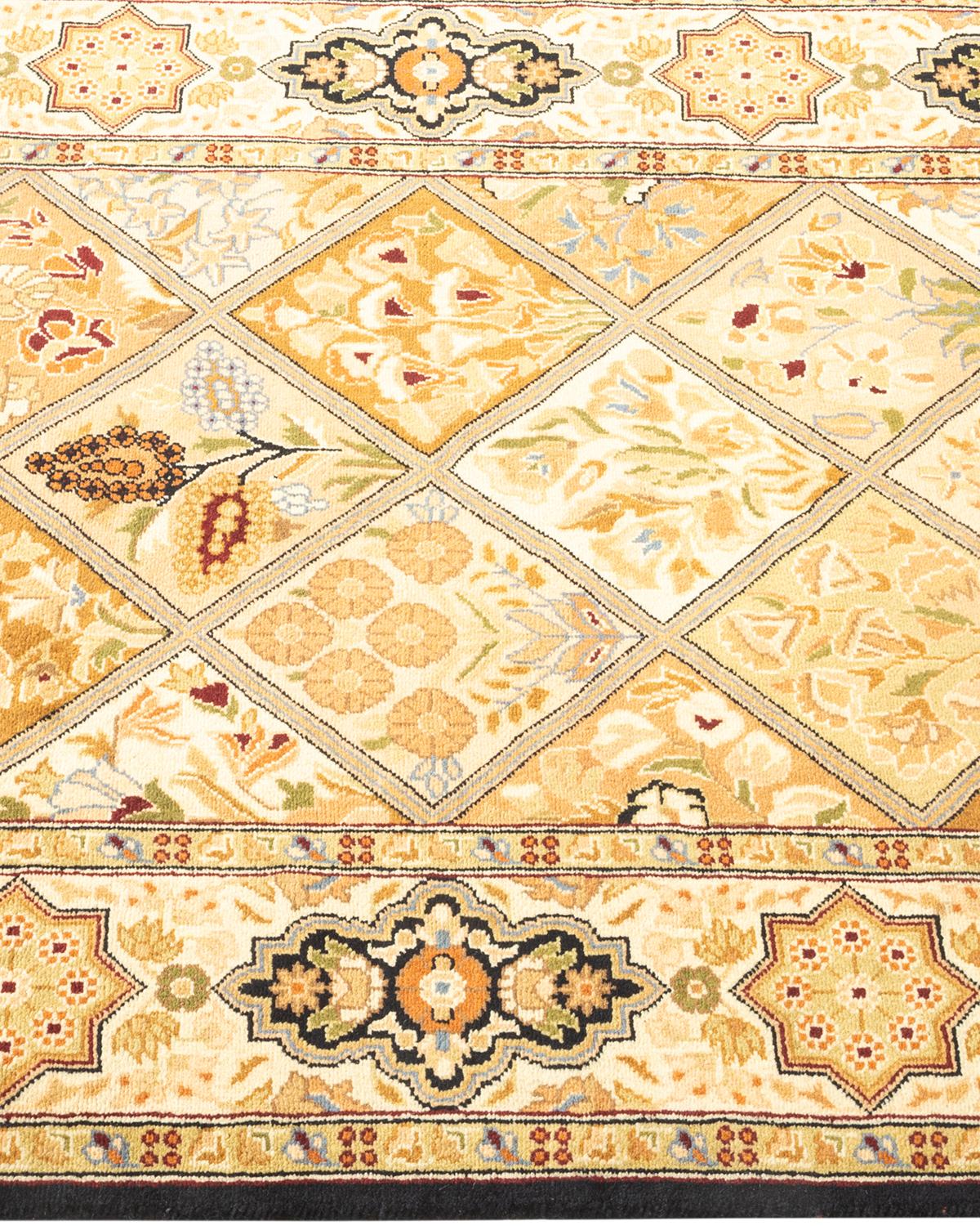 Handgeknüpfter orientalischer Mogul-Teppich in Braun, Unikat im Zustand „Neu“ in Norwalk, CT