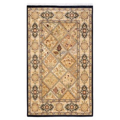 Handgeknüpfter orientalischer Mogul-Teppich in Braun, Unikat