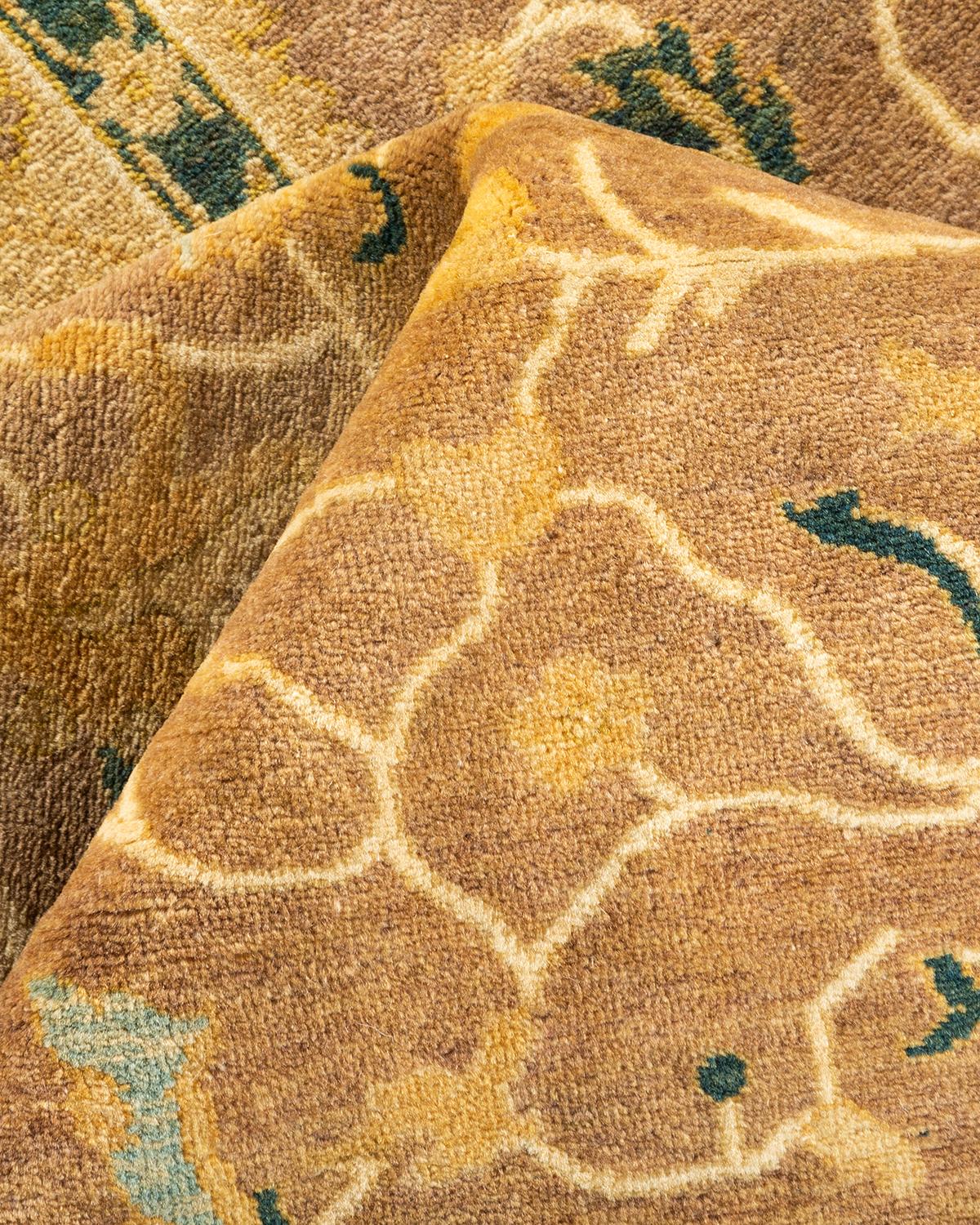 Tapis Oriental Mogul marron noué à la main, unique en son genre en vente 1