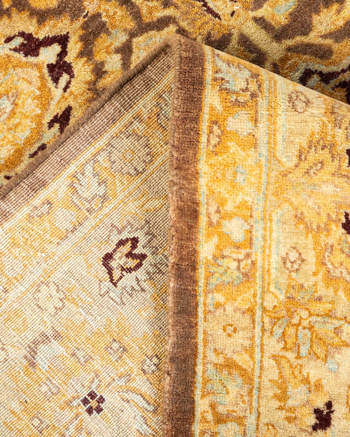 Handgeknüpfter orientalischer Mogul-Teppich in Braun, Unikat (Wolle) im Angebot
