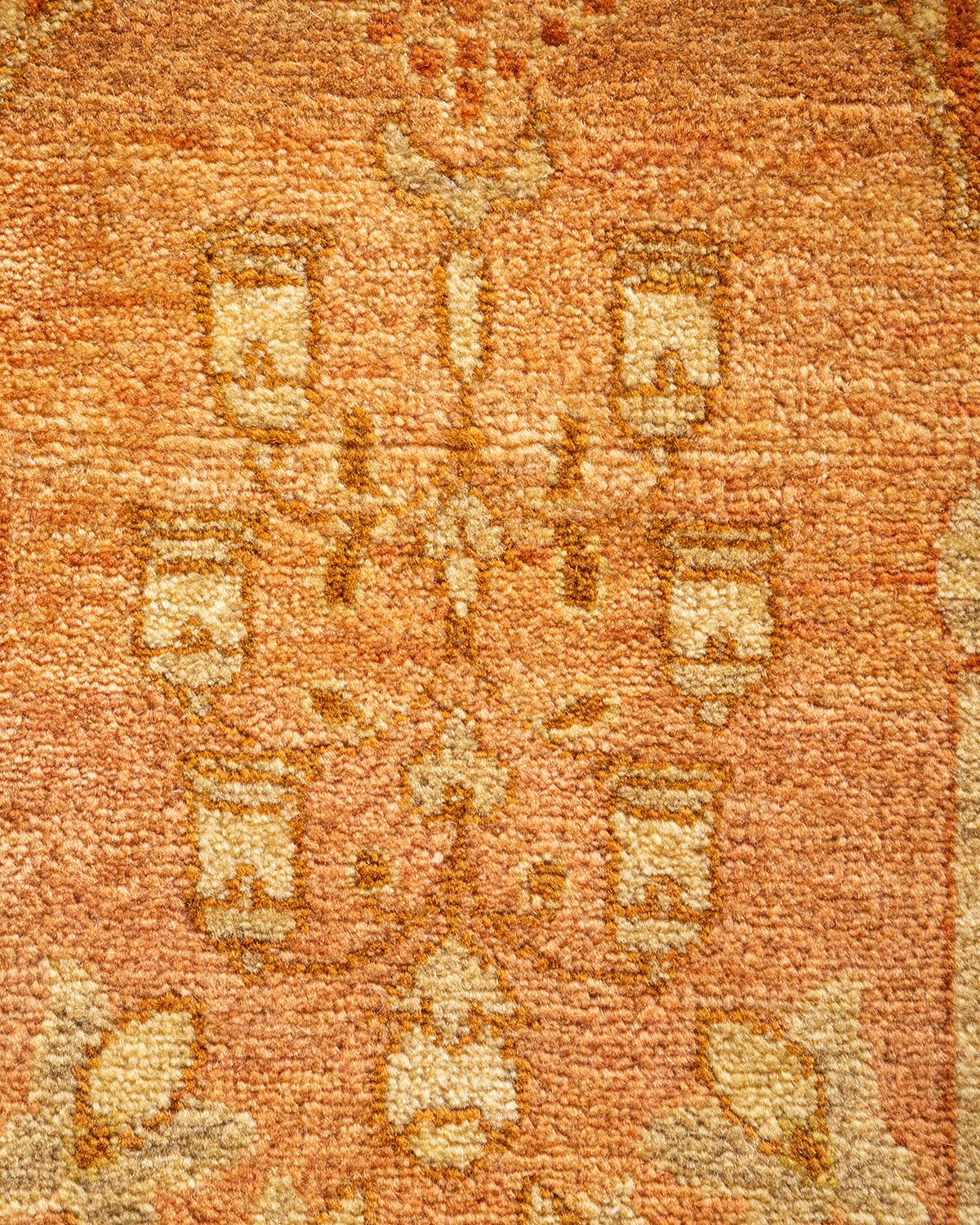 Handgeknüpfter orientalischer Mogul-Teppich in Braun, Unikat (Pakistanisch) im Angebot