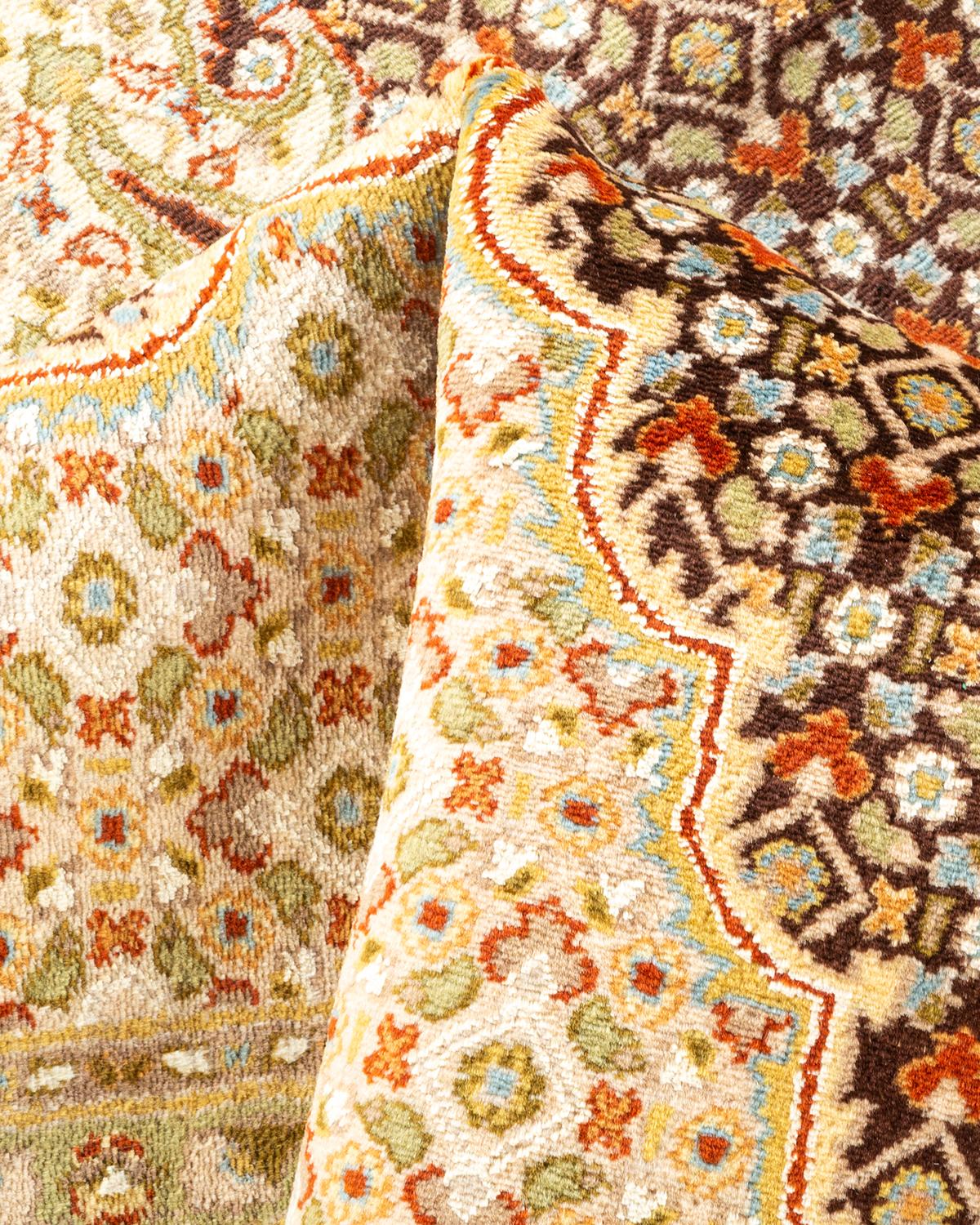 Handgeknüpfter orientalischer Mogul-Teppich in Braun, Unikat im Angebot 1