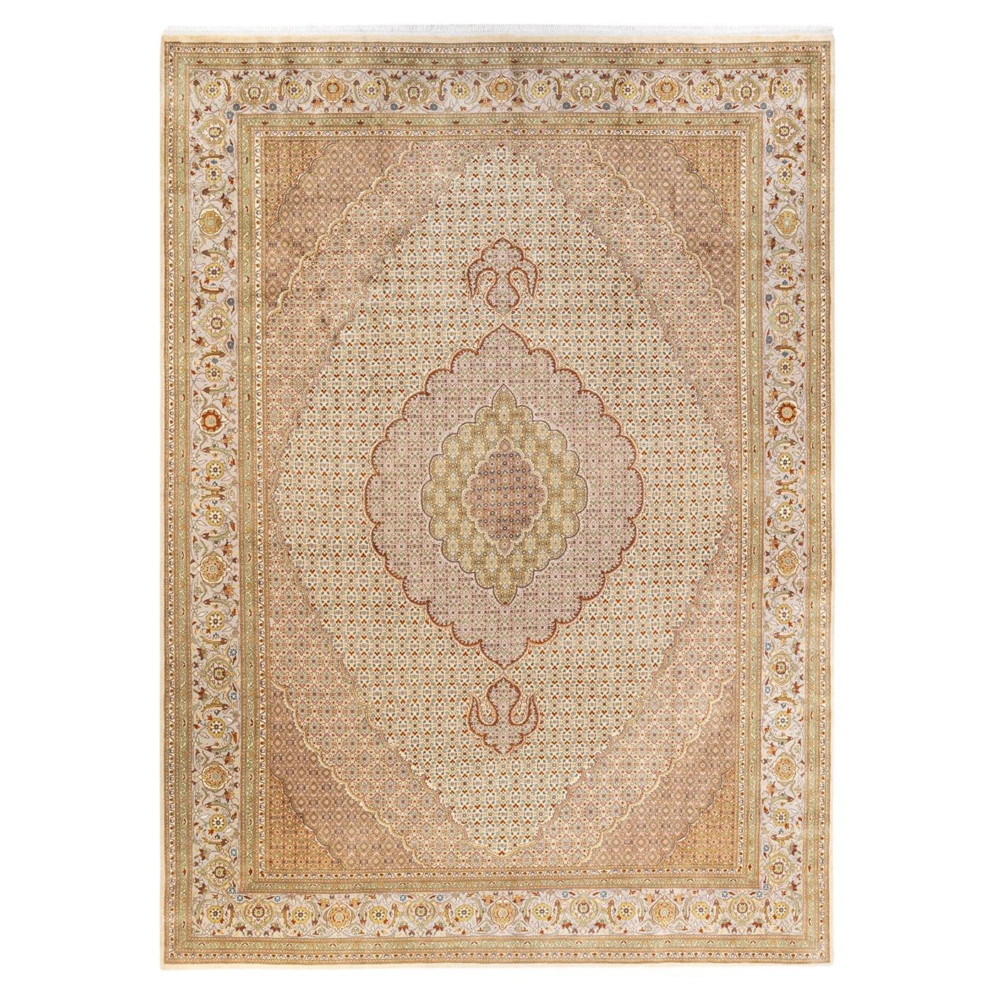 Tapis Oriental Mogul ivoire noué à la main, unique en son genre