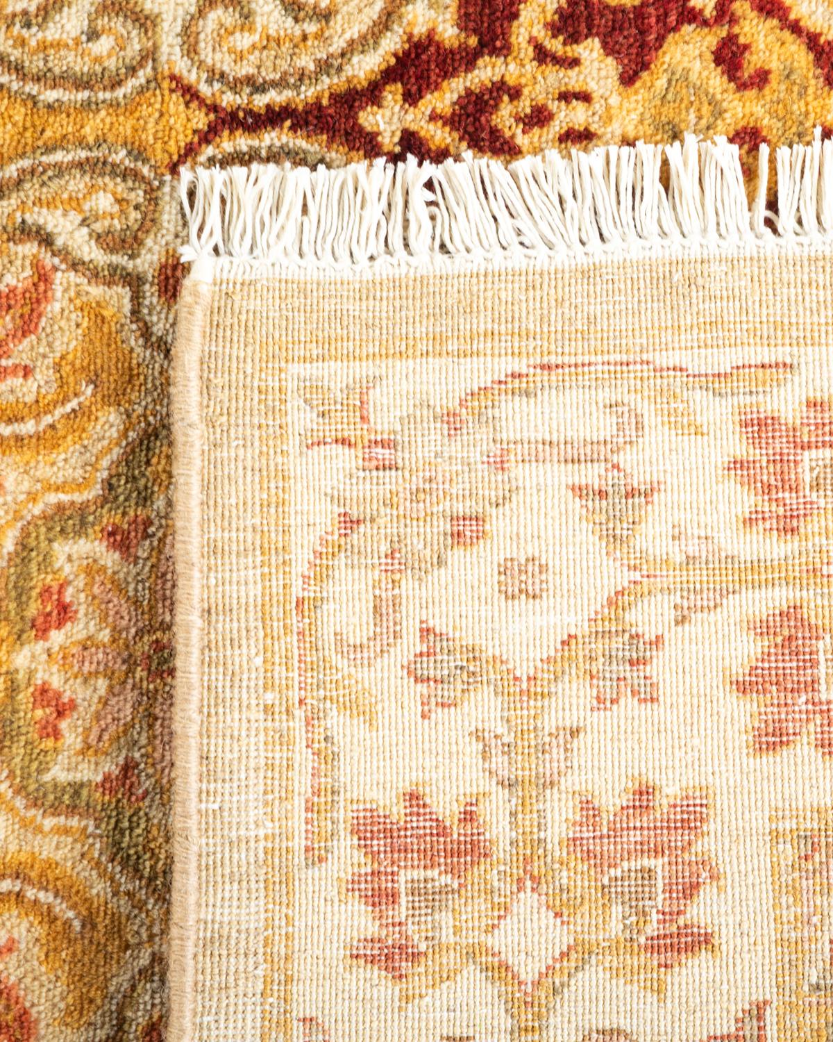Handgeknüpfter orientalischer Mogul elfenbeinfarbener Teppich in Elfenbein, Unikat (21. Jahrhundert und zeitgenössisch) im Angebot