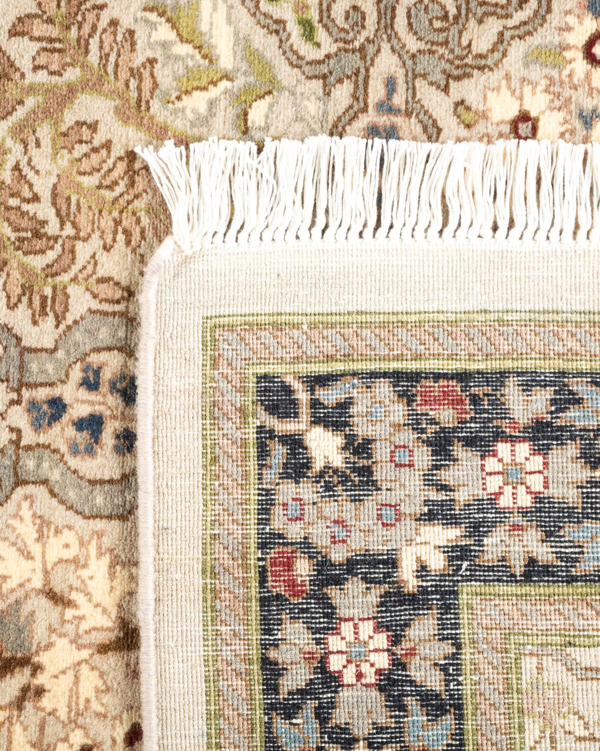 Handgeknüpfter orientalischer Mogul elfenbeinfarbener Teppich in Elfenbein, Unikat (21. Jahrhundert und zeitgenössisch)