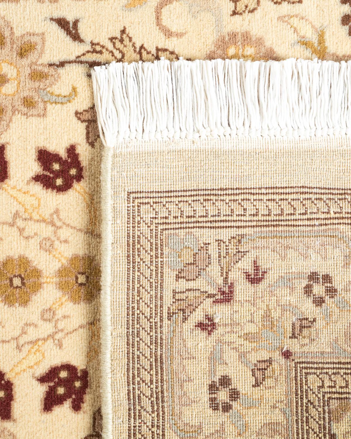 XXIe siècle et contemporain Tapis d'Orient Mogul Ivoire noué à la main, unique en son genre en vente