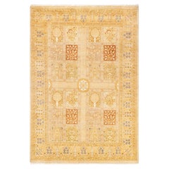 Tapis Oriental Mogul ivoire noué à la main, unique en son genre