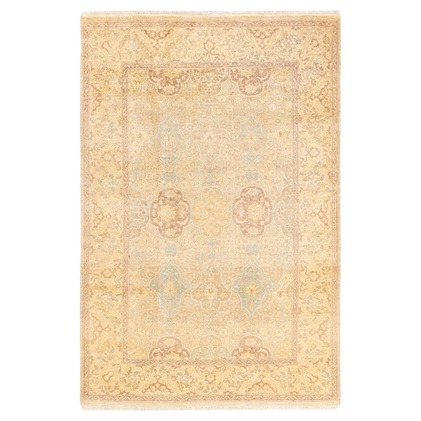 Tapis Oriental Mogul ivoire noué à la main, unique en son genre