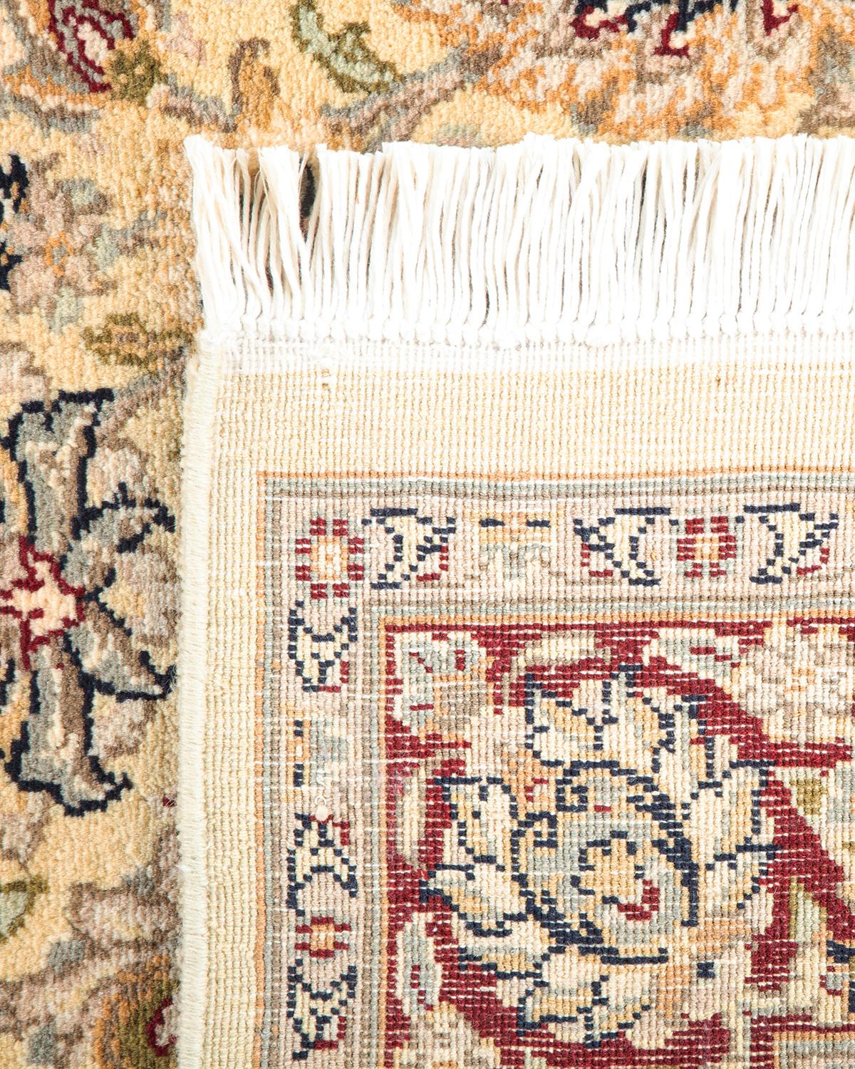 XXIe siècle et contemporain Tapis Oriental Mogul ivoire noué à la main, unique en son genre en vente