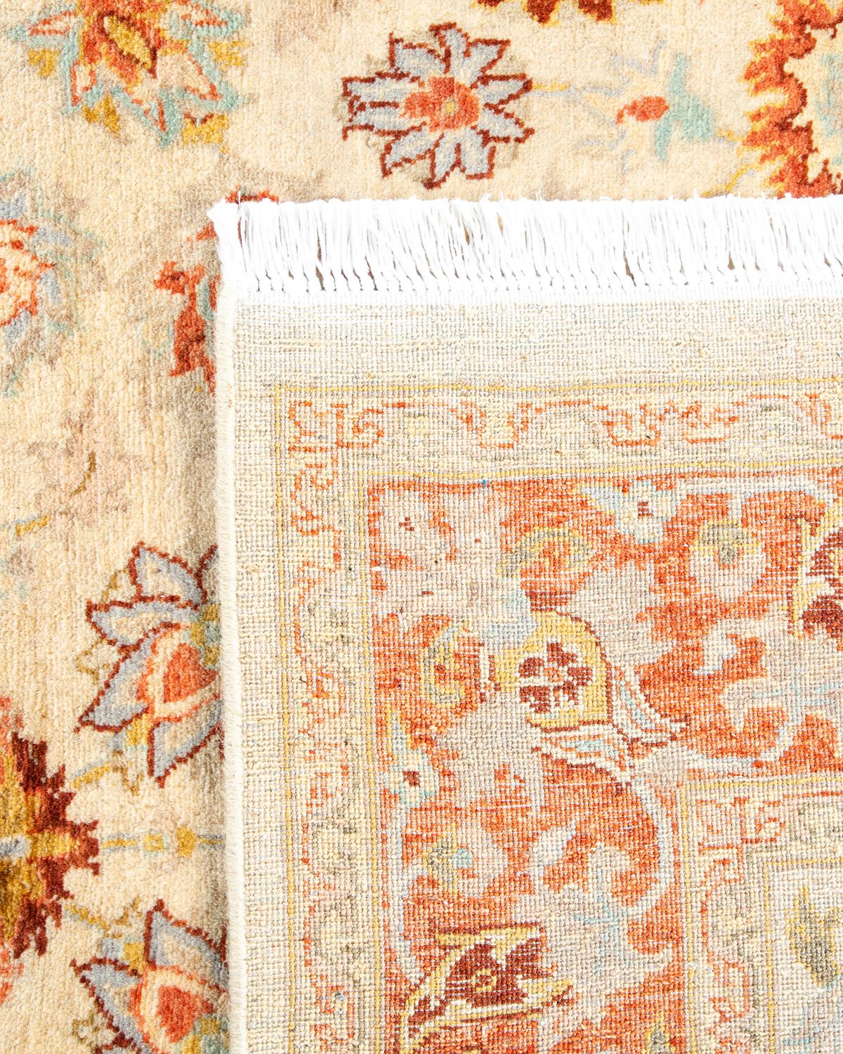 XXIe siècle et contemporain Tapis Oriental Mogul ivoire noué à la main unique en son genre en vente