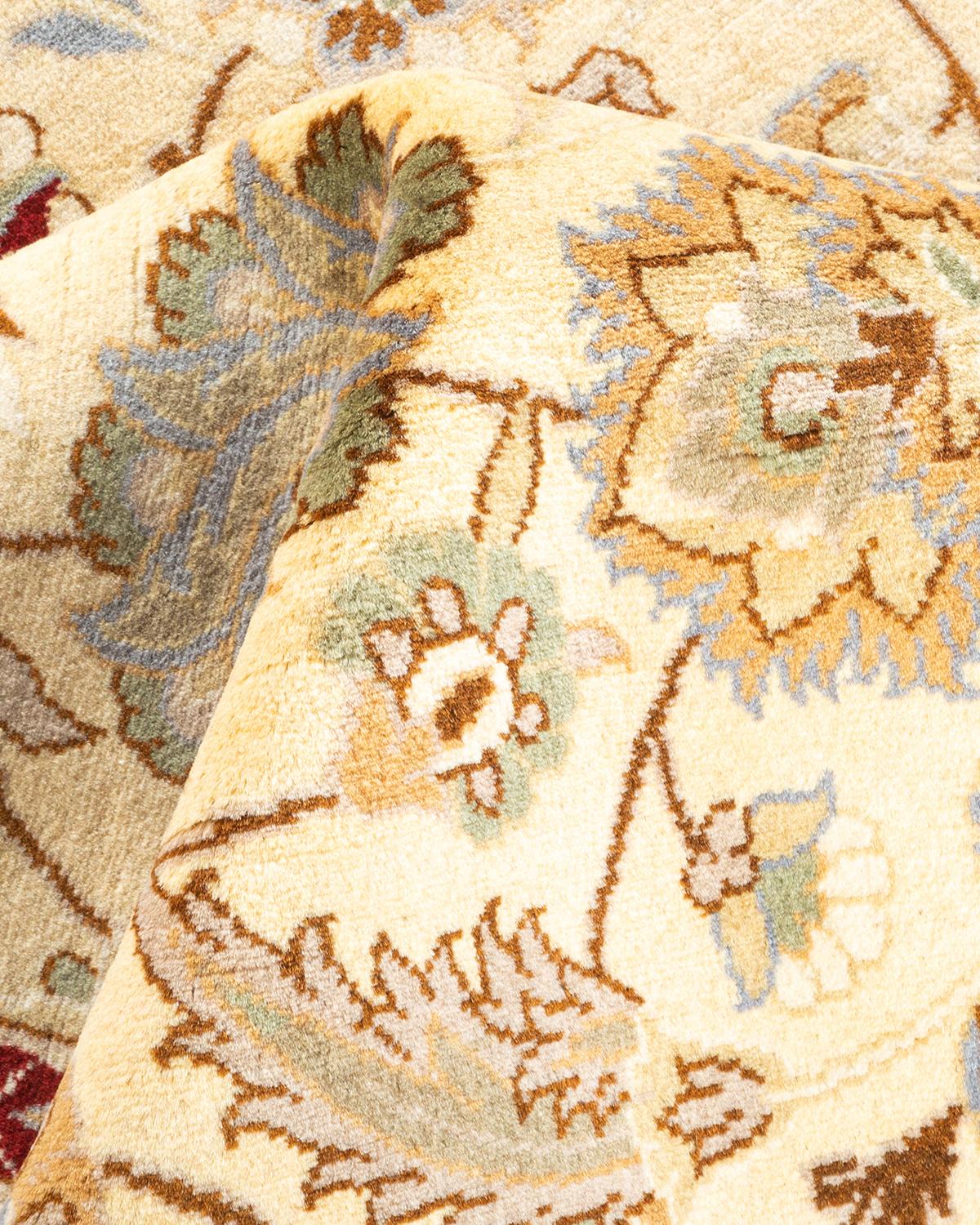 Tapis Oriental Mogul ivoire noué à la main unique en son genre en vente 1
