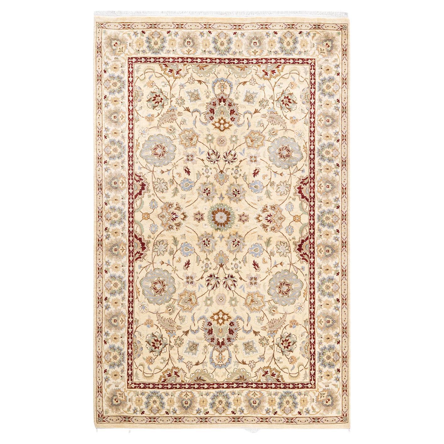 Tapis Oriental Mogul ivoire noué à la main unique en son genre