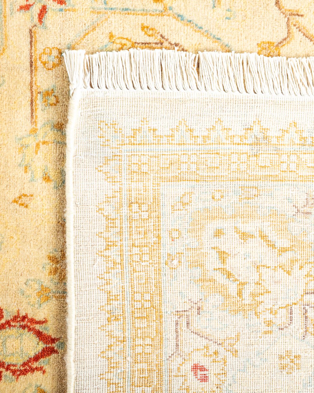 Handgeknüpfter orientalischer Mogul Elfenbeinfarbener Teppich, Unikat (21. Jahrhundert und zeitgenössisch) im Angebot
