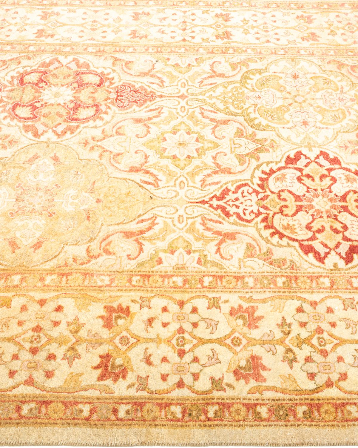 Tapis Oriental Mogul ivoire noué à la main, unique en son genre Neuf à Norwalk, CT
