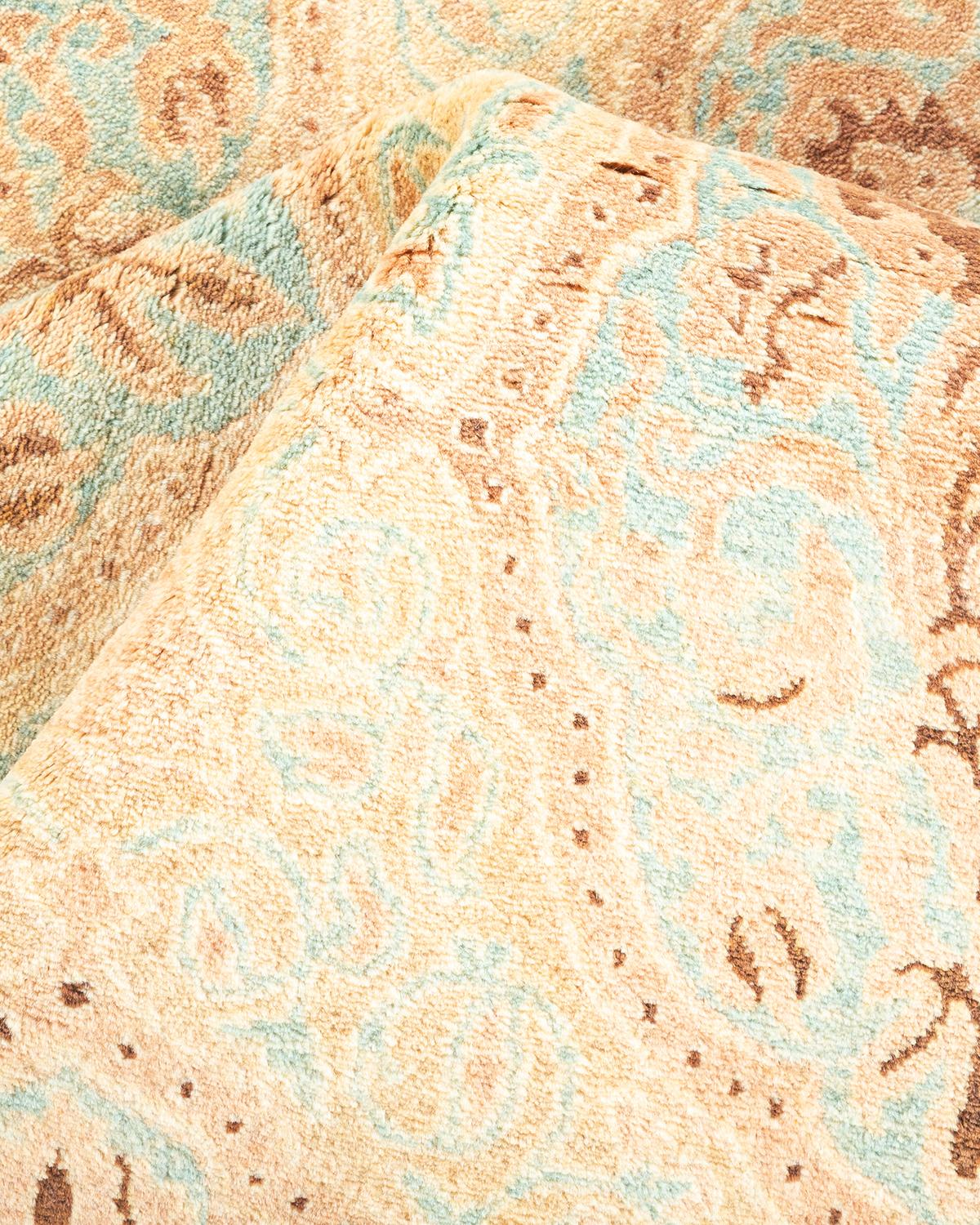 Handgeknüpfter orientalischer Mogul elfenbeinfarbener Teppich in Elfenbein, Unikat im Angebot 1
