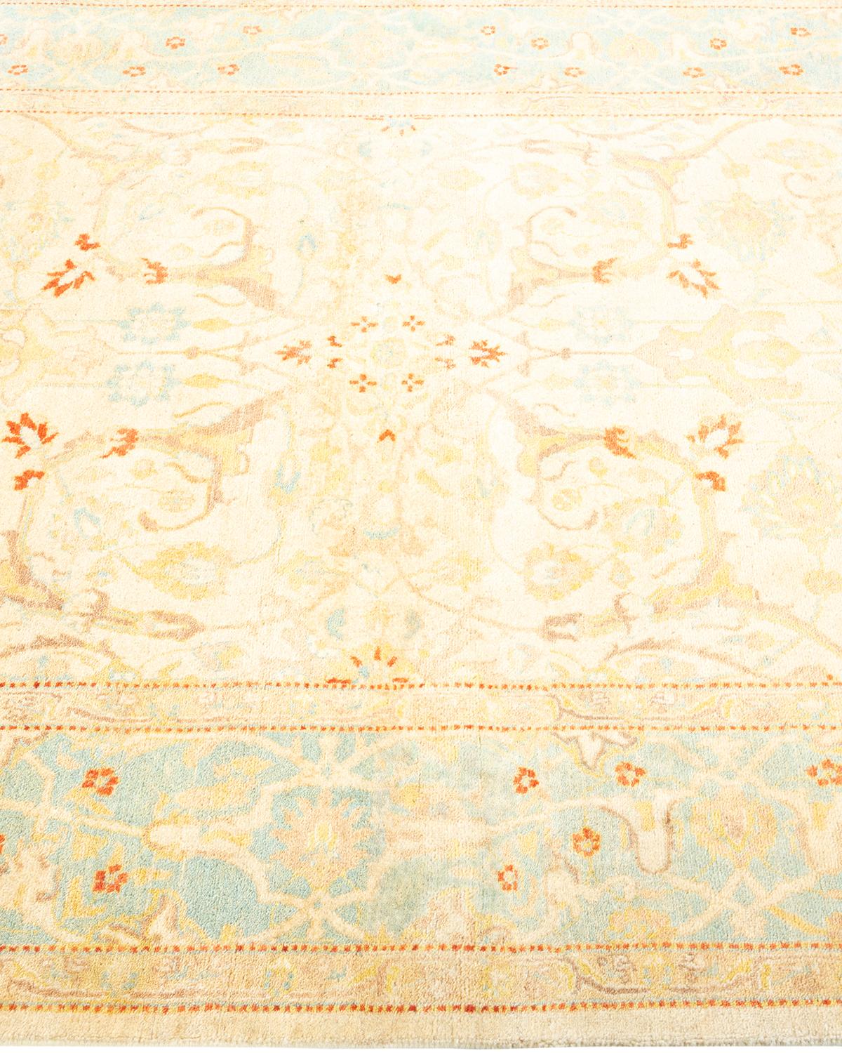 One-of-a-kind Hand Knotted Oriental Mogul Ivory Area Rug In New Condition For Sale In Norwalk, CT