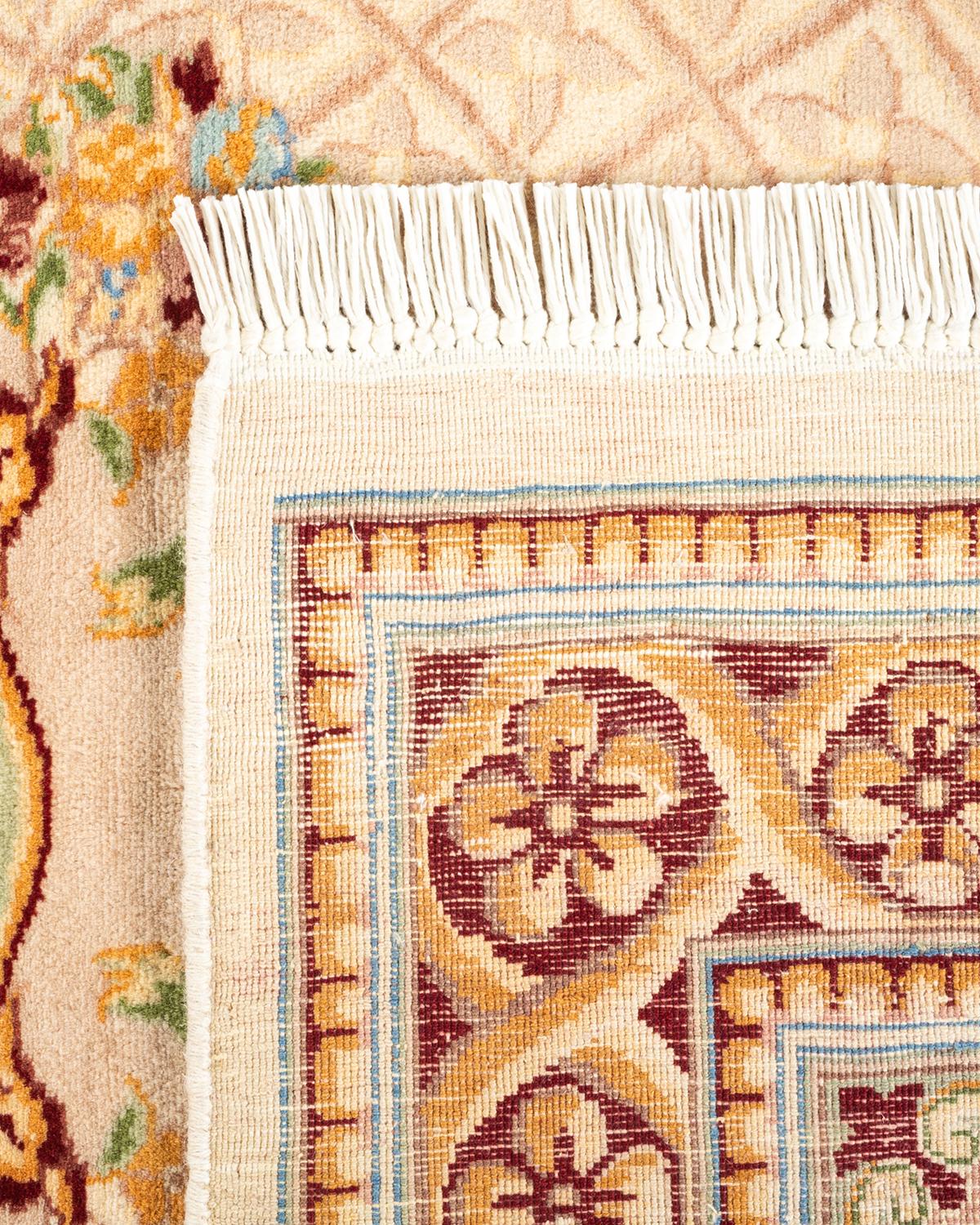 Handgeknüpfter orientalischer Mogul elfenbeinfarbener Teppich in Elfenbein, Unikat (21. Jahrhundert und zeitgenössisch)