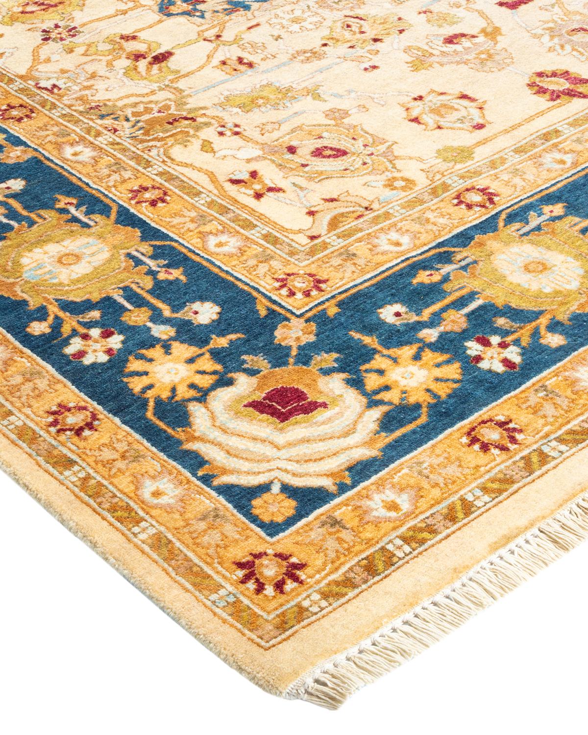 Avec leurs palettes discrètes et leurs motifs à l'envers, les tapis de la collection Mogul apporteront une sophistication intemporelle à n'importe quelle pièce. Influencés par un éventail de motifs turcs, indiens et persans, les artisans qui tissent